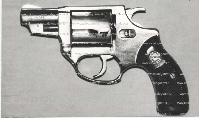 Pistola Astra Arms modello 250 (745)