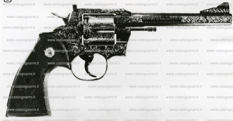 Pistola Colt modello 357 Magnum (7676)