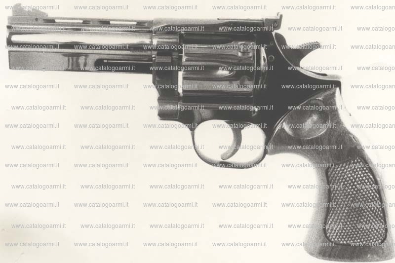 Pistola Dan Wesson modello 15-2 VH (1218)