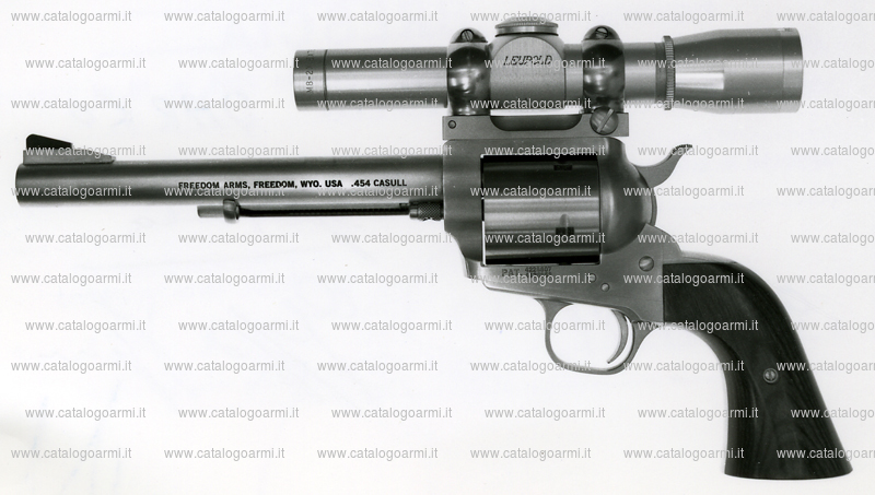 Pistola Freedom Arms modello Casull (6376)