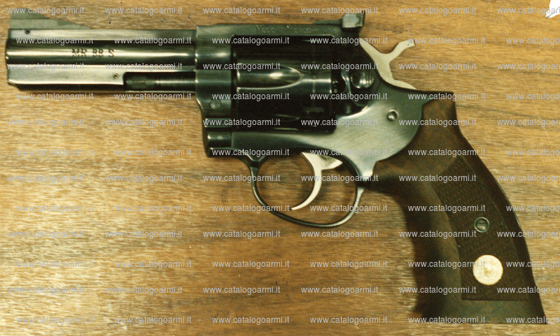 Pistola Matra Manurhin modello MR 88 S (tacca di mira regolabile) (6068)