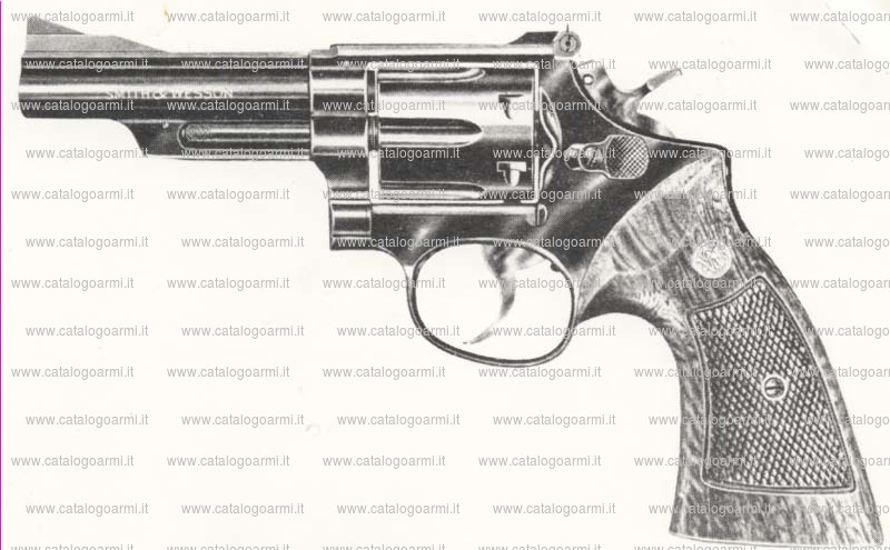 Pistola Smith & Wesson modello 19 Combat Magnum (153)