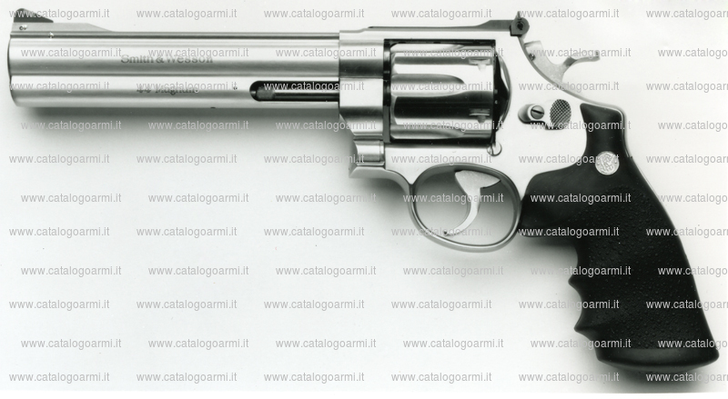 Pistola Smith & Wesson modello 629 classic (tacca di mira regolabile mirino sostituibile) (7646)