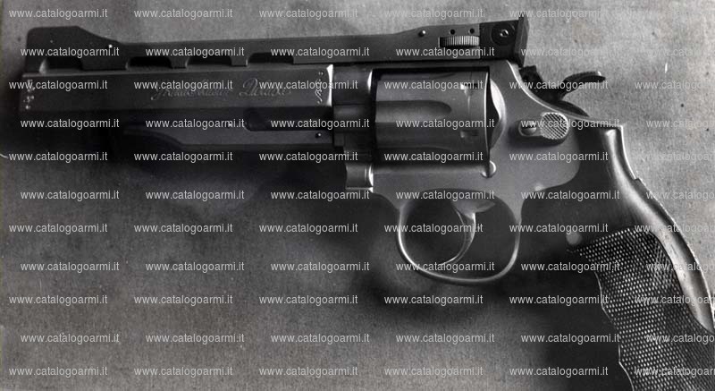 Pistola Smith & Wesson modello 65 Grand Master de Luxe (4365)