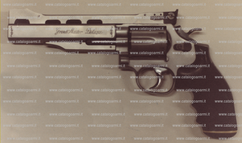Pistola Smith & Wesson modello 65 Grand Master de Luxe (4602)