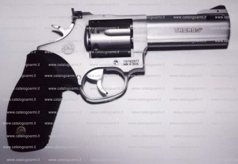 Pistola Taurus modello 627 Tracker (12655)