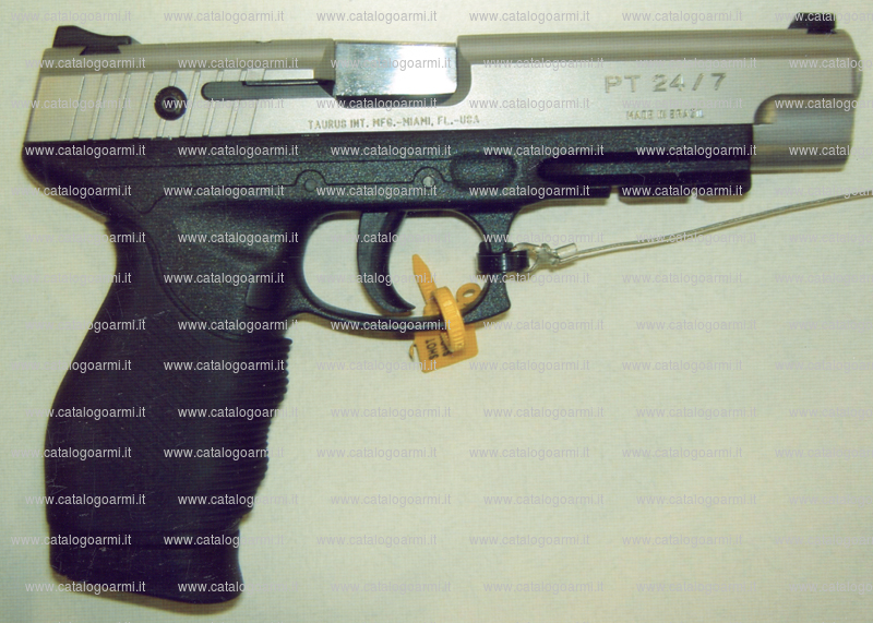 Pistola Taurus modello PT 24/7 (15847)