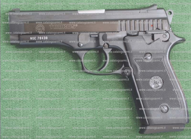 Pistola Taurus modello PT 945 (11975)