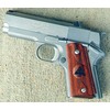 Pistola Detonics Combat Master